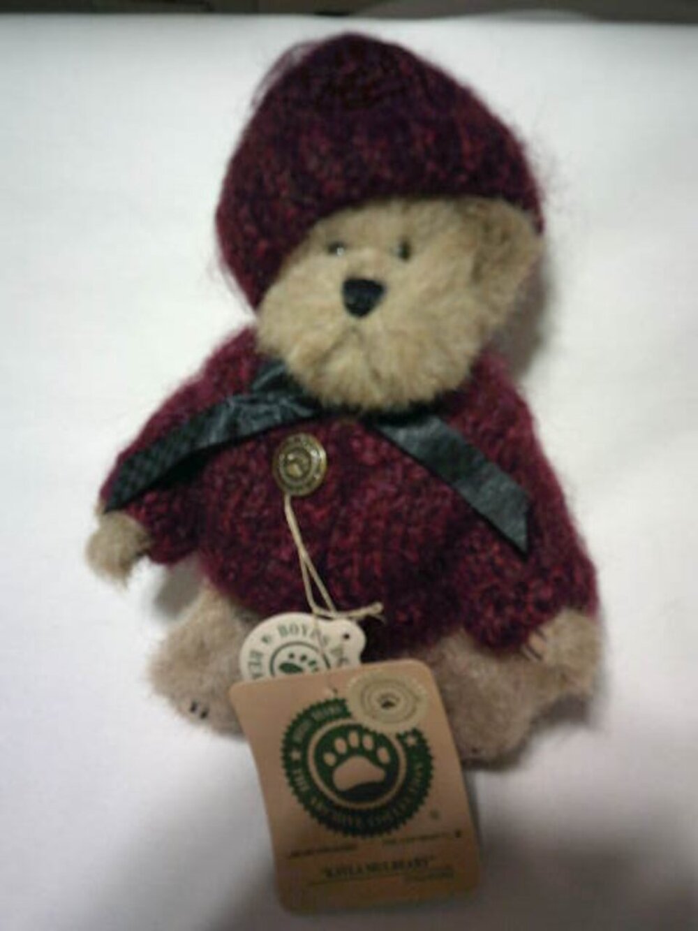 BOYD'S BEARS PLUSH # 913941 KAYLA MULBEARY w/ TAGS & SWEATER & MATCHING HAT 🐻
